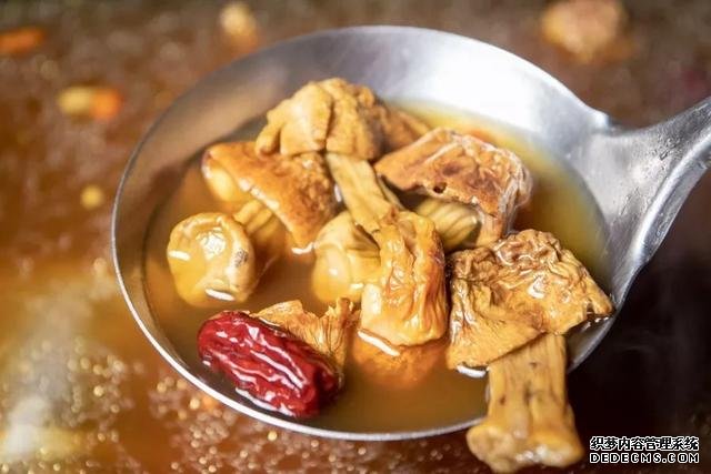 試吃了25款火鍋底料，認(rèn)準(zhǔn)它們買就對(duì)了