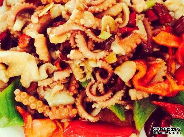 這種海鮮價(jià)格不貴，簡(jiǎn)單炒一炒即可，味美多滋口感特棒