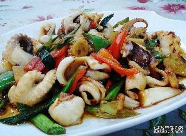 這種海鮮價(jià)格不貴，簡(jiǎn)單炒一炒即可，味美多滋口感特棒