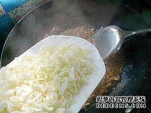 雜蔬肉末炒粉絲最好吃的做法，脆爽Q彈不粘鍋，色香味俱全