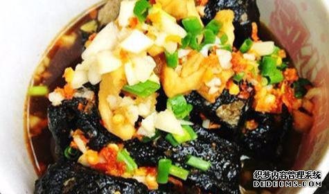 中國(guó)以“臭”為美的4種美食，臭豆腐上榜，吃過(guò)的都是“勇士”