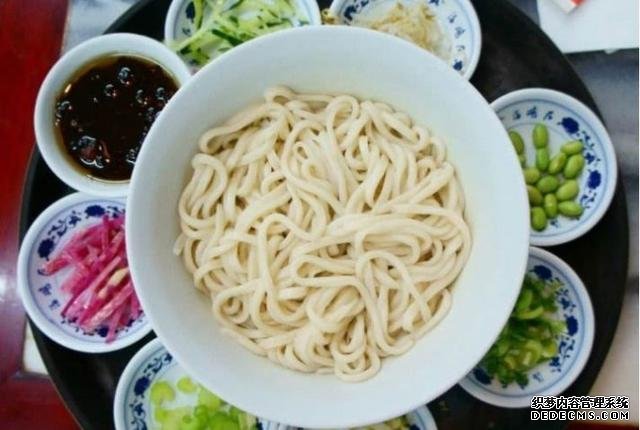 在北方人眼里，這四碗面才叫做面，其他的只能稱之為方便面