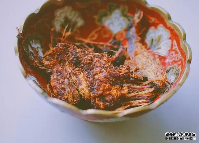 學(xué)生黨“敢看不敢買”的四種零食，心中愛到不行，奈何要價(jià)太高