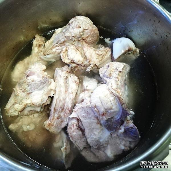 老公隔三差五就饞這菜，1斤才12元，比紅燒肉香多了，1周吃1次