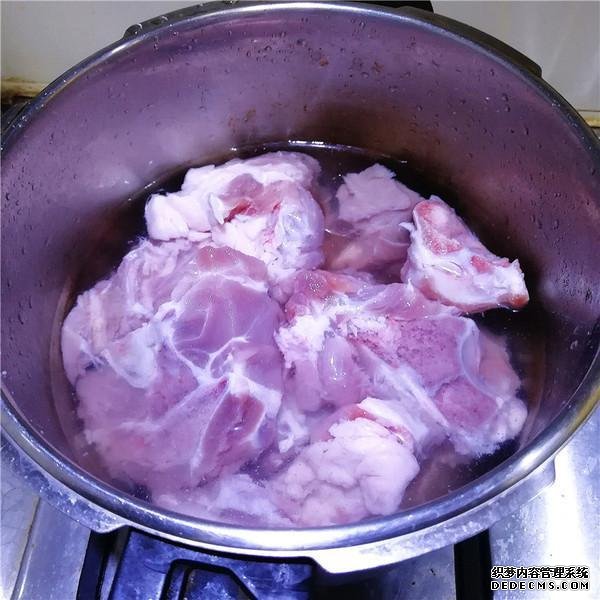 老公隔三差五就饞這菜，1斤才12元，比紅燒肉香多了，1周吃1次
