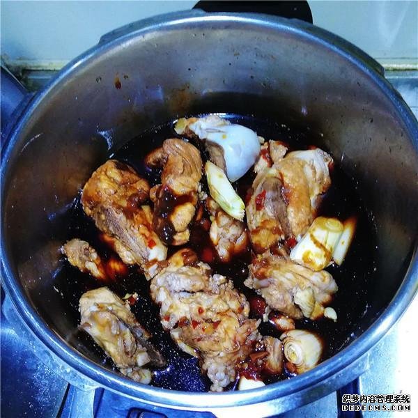 老公隔三差五就饞這菜，1斤才12元，比紅燒肉香多了，1周吃1次