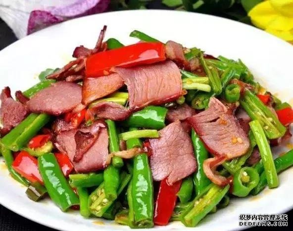 15道葷菜熱菜做法，10道涼菜下酒菜做法，簡單易做，待客備用