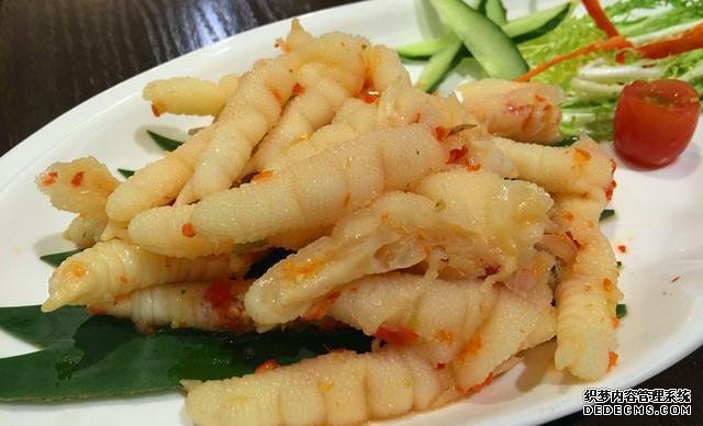 這幾道美食配上啤酒，相當(dāng)不錯(cuò)，越吃越有味