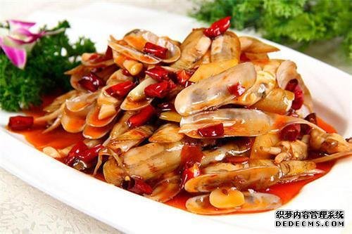這幾道美食配上啤酒，相當(dāng)不錯(cuò)，越吃越有味