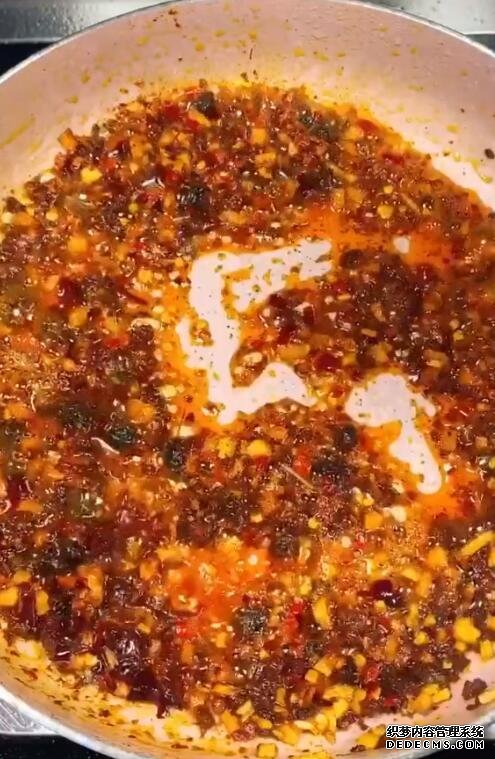 麻婆豆腐的家常做法，口感順滑，麻辣鮮香，這個竅門一定要記住
