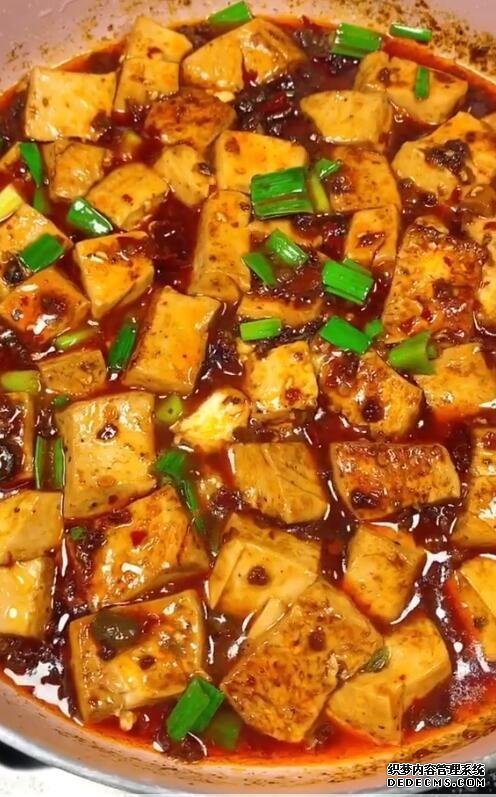 麻婆豆腐的家常做法，口感順滑，麻辣鮮香，這個竅門一定要記住