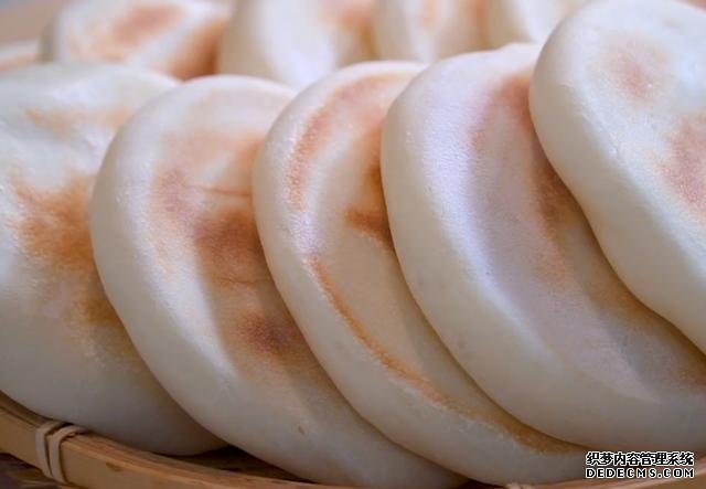 肉夾饃在家輕松做，饃香肉更香，一看就會(huì)，咋做都不廢！