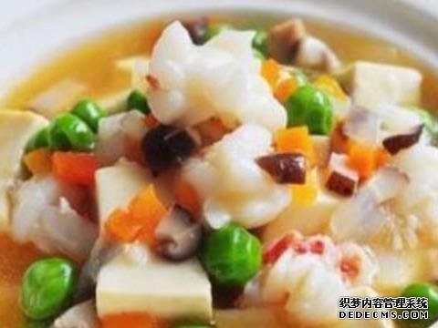 香蕉酸奶三明治、芝士紅薯餅、豆腐肉夾這幾道家常菜的做法