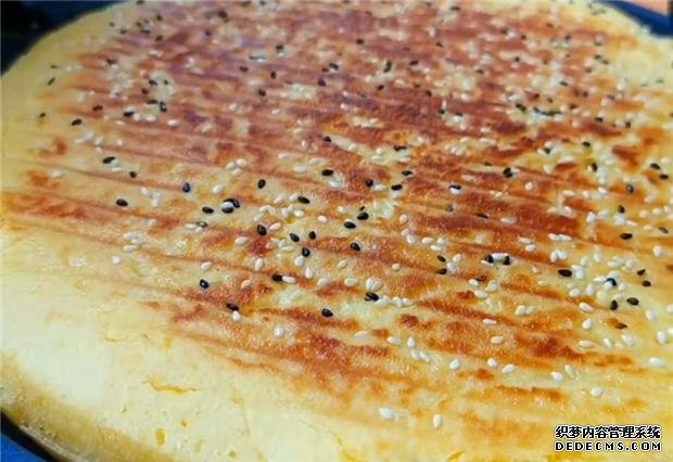 春天玉米面這樣做，不炸不蒸，只需簡單一做，家里的小孩都很愛吃
