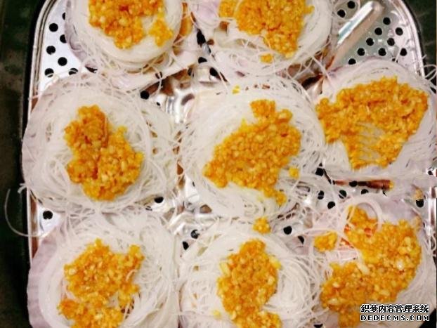 十分鐘搞定蒜蓉粉絲扇貝，料足味鮮全家愛吃，比外面賣的好吃百倍