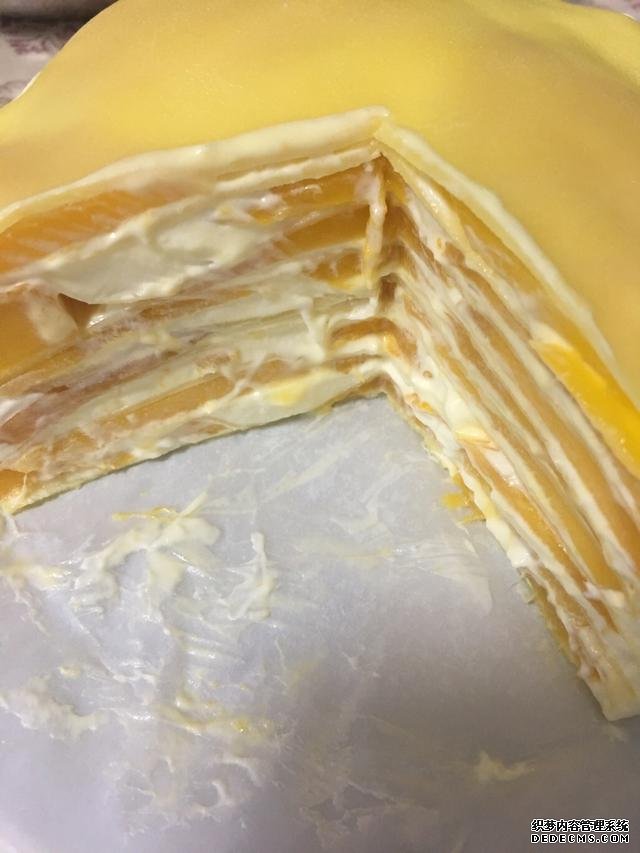 清爽的芒果千層蛋糕，吃了還想吃，再也不用買，一個平底鍋搞定。