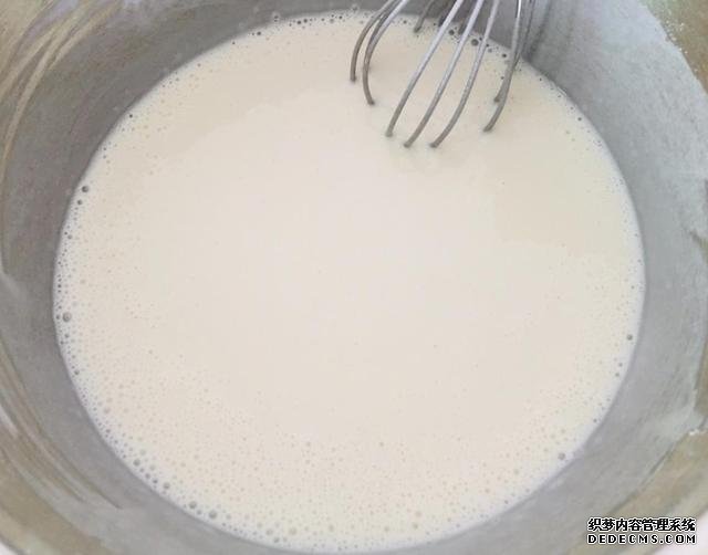 宅在家里做甜品雪媚娘，軟軟糯糯，入口即化，做法超簡單，零失敗