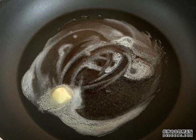 自制全網(wǎng)最火的漏奶華，簡直跟茶餐廳一模一樣