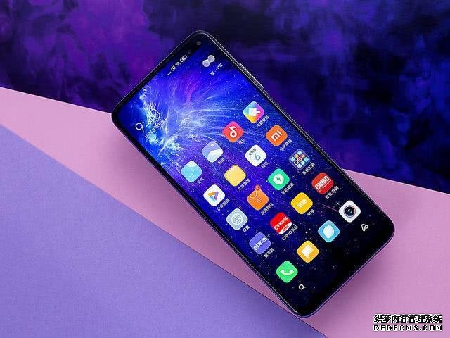 買千元機無需跟風，父母換機就選這3款，性價比高配置強悍