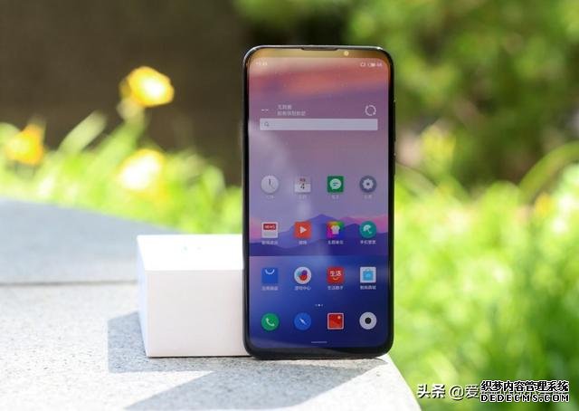 友商發(fā)力，驍龍芯片+128GB+屏幕指紋僅1499，驍龍芯片+4800萬(wàn)三攝