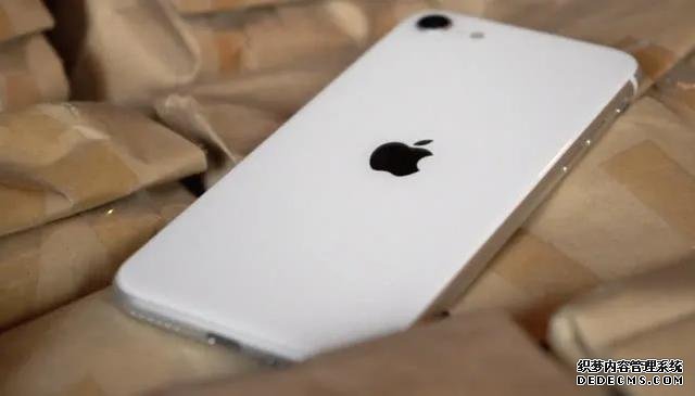 新款iPhone SE和iPhone XR怎么選？