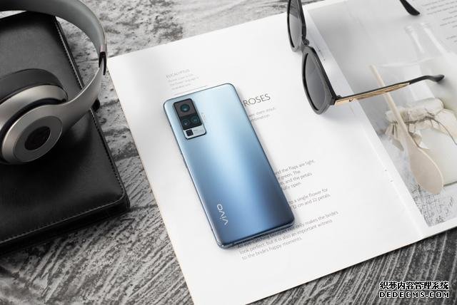 vivo X50 Pro來(lái)勢(shì)洶洶，華為P40 Pro“影像霸主”地位或?qū)⒉槐＃? img_height=