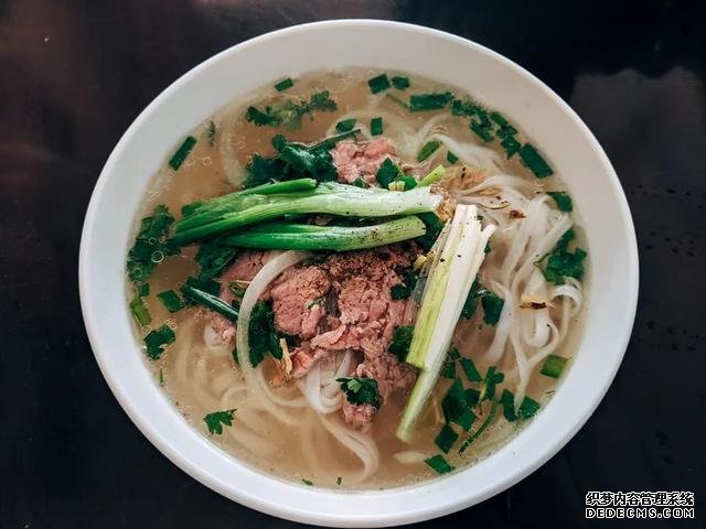 一天到底該吃兩頓還是三頓？營養(yǎng)專家從專業(yè)角度給出了答案