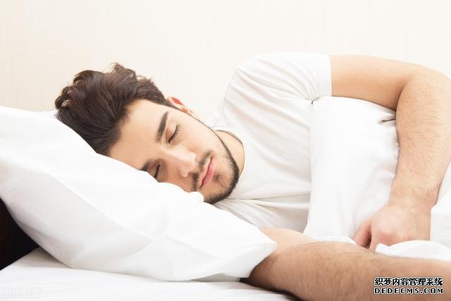 男人過了40歲，注意"3不要3堅持"，別給自己身體找麻煩