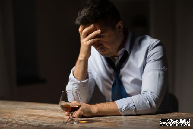 男人過了40歲，注意"3不要3堅持"，別給自己身體找麻煩