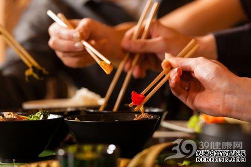 世界公認(rèn)的7種健康吃法，跟全球人民學(xué)習(xí)健康飲食