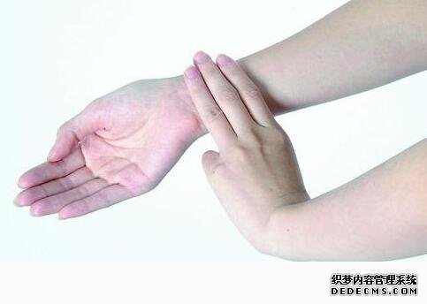 別再吃所謂的補(bǔ)藥了，教你這5個(gè)穴位健康養(yǎng)生全靠它
