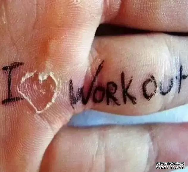 一萬(wàn)次的想法，比不上你一次全身心的投入到健身當(dāng)中去