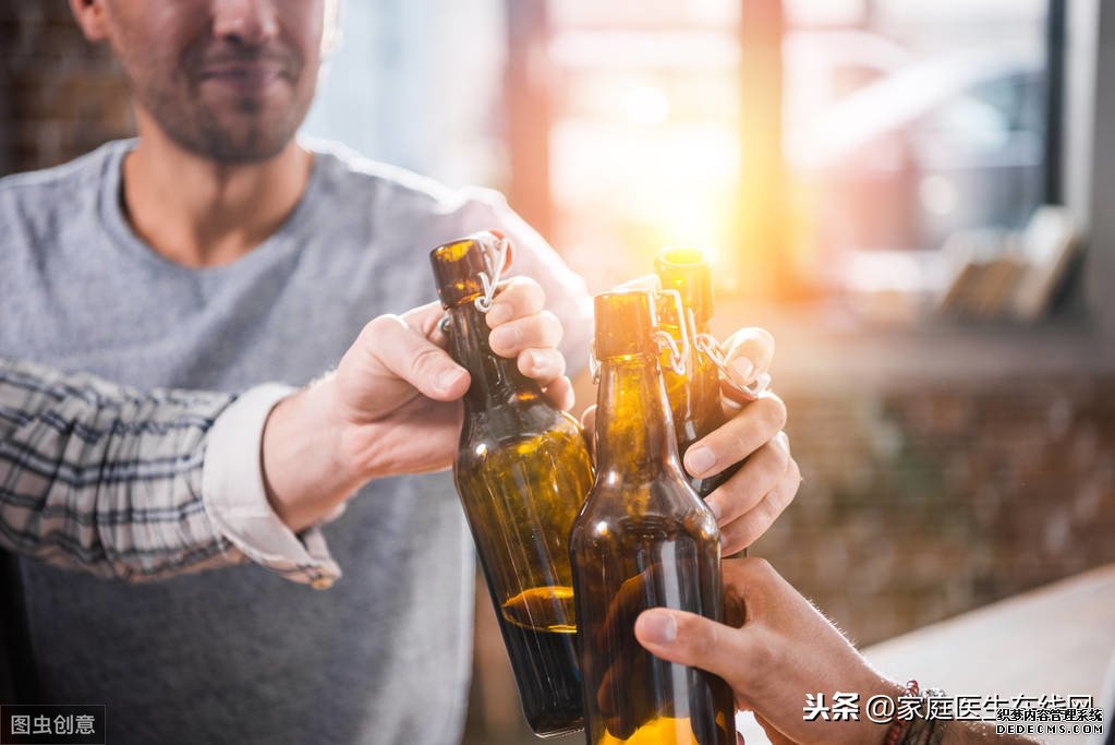 人到中年如何養(yǎng)生？做到“3不貪”“2多做”，長(zhǎng)壽常相伴