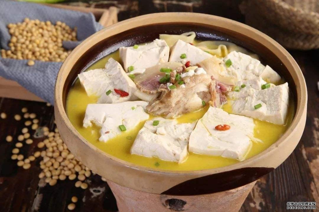 白發(fā)越長(zhǎng)越多，并非變老的信號(hào)，可能是身體缺乏這3種元素了